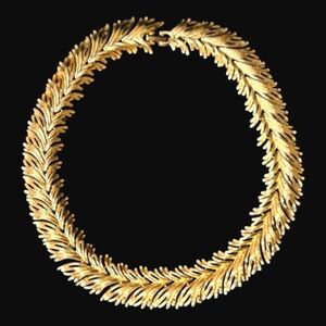 Monet RARE Vintage Gold Feather Chocker